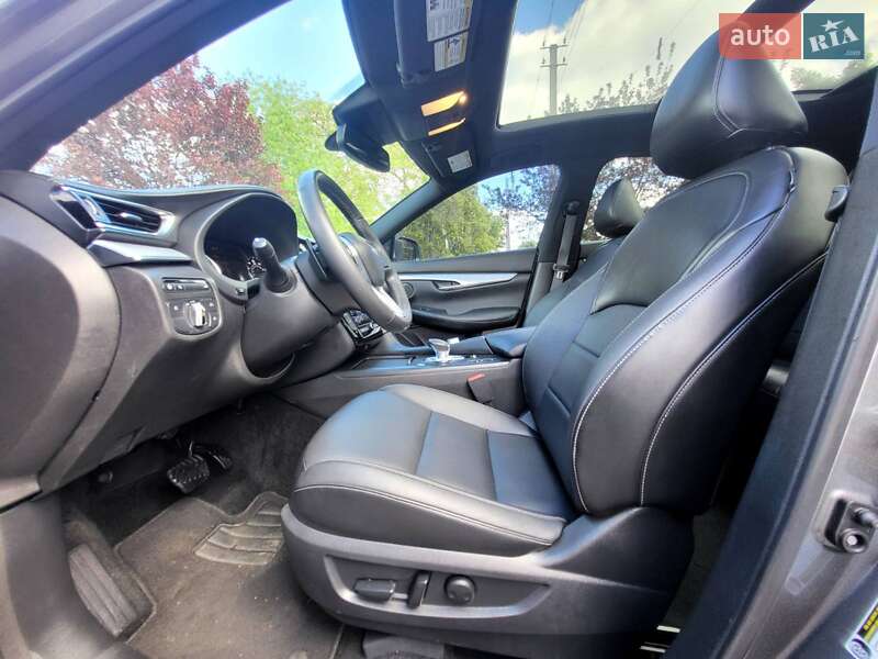 Внедорожник / Кроссовер Infiniti QX50 2021 в Запорожье