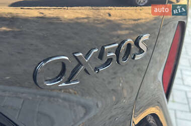Позашляховик / Кросовер Infiniti QX50 2023 в 