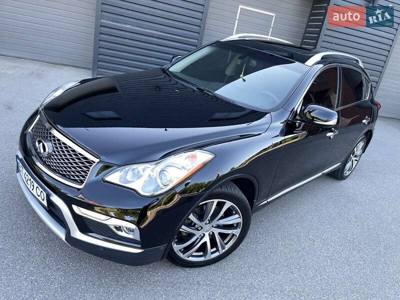 Позашляховик / Кросовер Infiniti QX50 2016 в Харкові