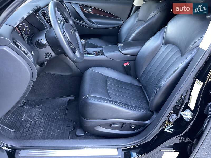 Позашляховик / Кросовер Infiniti QX50 2016 в Харкові