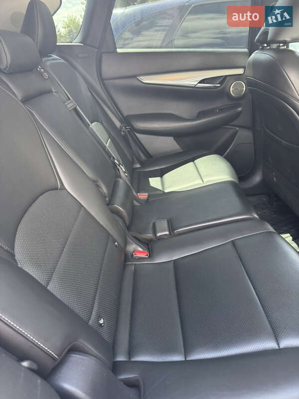 Внедорожник / Кроссовер Infiniti QX50 2018 в Одессе