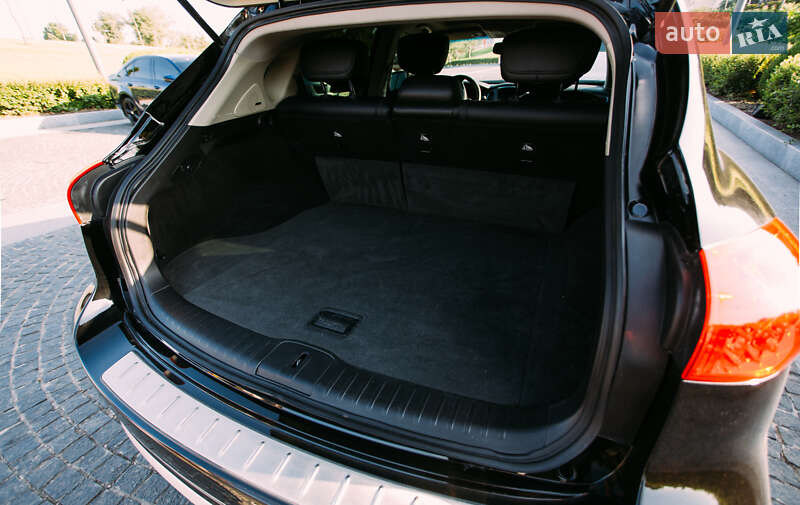 Внедорожник / Кроссовер Infiniti QX50 2017 в Ивано-Франковске