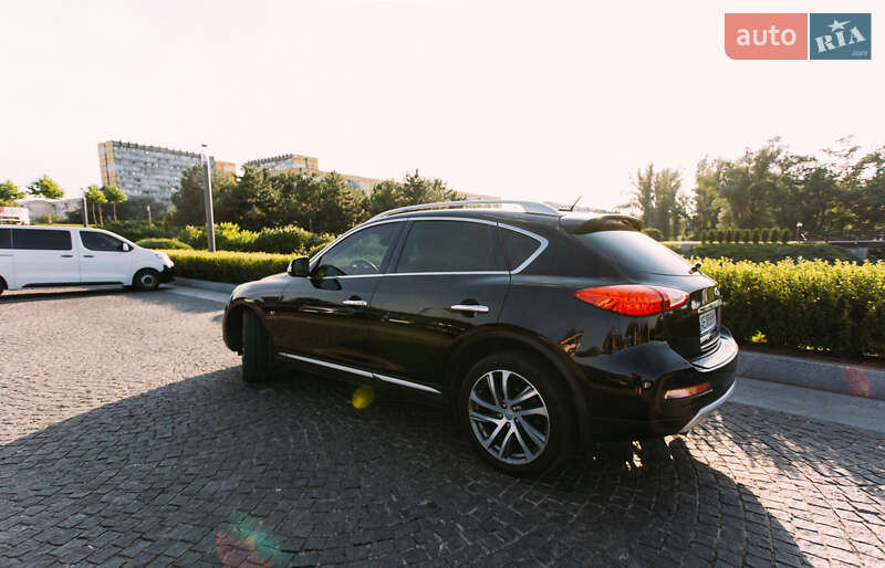 Внедорожник / Кроссовер Infiniti QX50 2017 в Ивано-Франковске