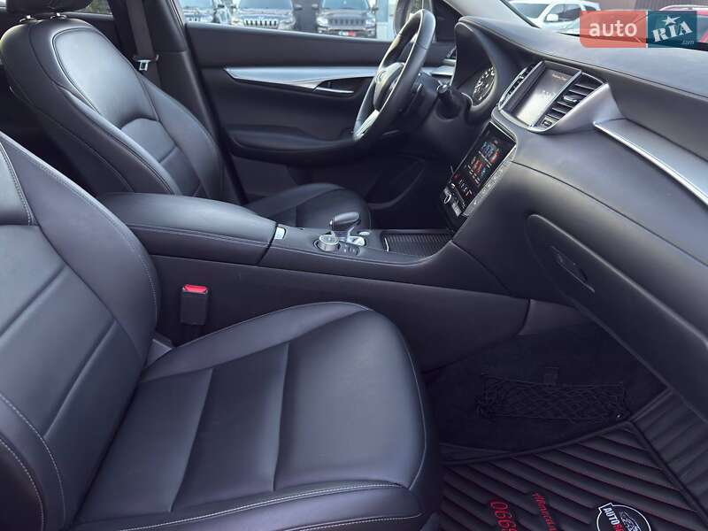 Внедорожник / Кроссовер Infiniti QX50 2020 в Харькове