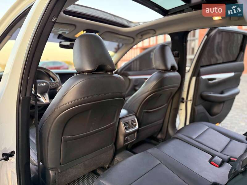 Внедорожник / Кроссовер Infiniti QX50 2019 в Днепре