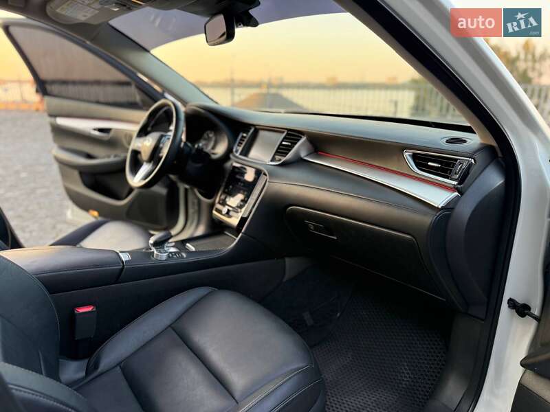 Внедорожник / Кроссовер Infiniti QX50 2019 в Днепре