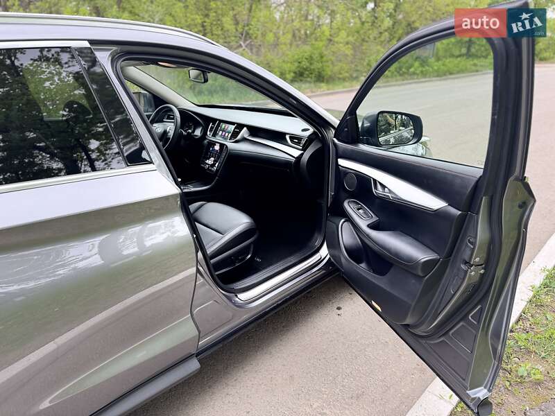 Позашляховик / Кросовер Infiniti QX50 2021 в Полтаві