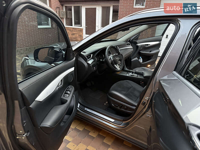 Внедорожник / Кроссовер Infiniti QX50 2019 в Киеве