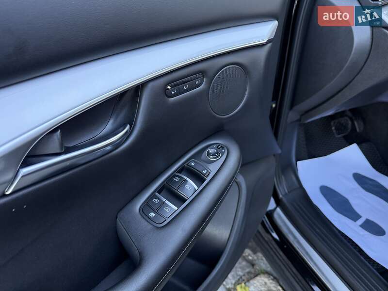 Позашляховик / Кросовер Infiniti QX50 2019 в Києві фото 100 Позашляховик / Кросовер Infiniti QX50 2019 в Києві