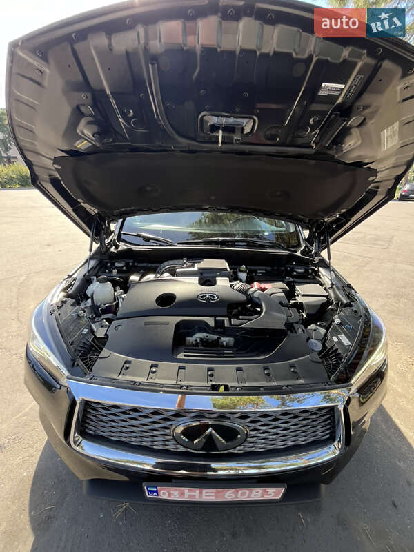 Внедорожник / Кроссовер Infiniti QX50 2019 в Вараше