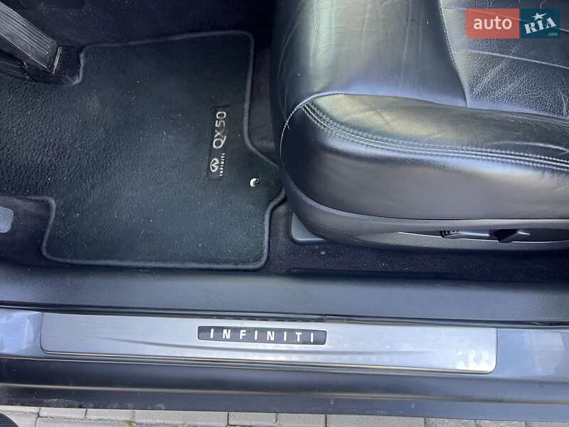 Внедорожник / Кроссовер Infiniti QX50 2015 в Киеве