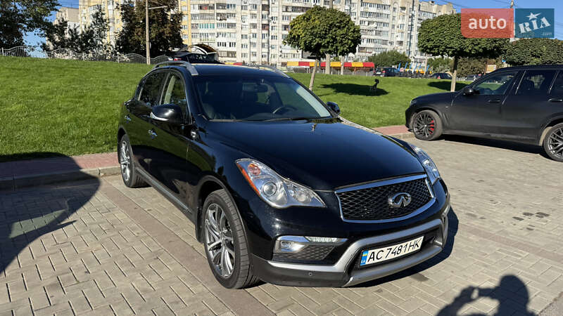 Внедорожник / Кроссовер Infiniti QX50 2017 в Маневичах