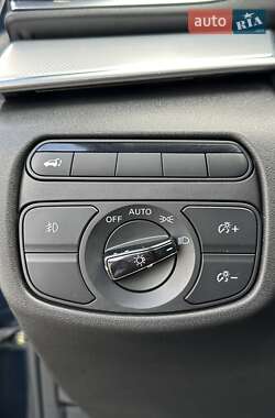 Внедорожник / Кроссовер Infiniti QX50 2019 в 