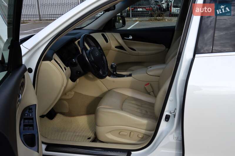 Внедорожник / Кроссовер Infiniti QX50 2017 в Киеве фото 23 Внедорожник / Кроссовер Infiniti QX50 2017 в Киеве