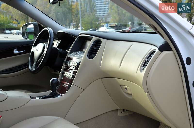 Внедорожник / Кроссовер Infiniti QX50 2017 в Киеве фото 38 Внедорожник / Кроссовер Infiniti QX50 2017 в Киеве