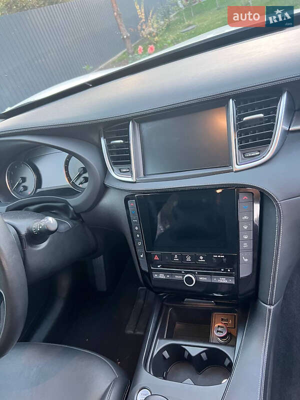 Внедорожник / Кроссовер Infiniti QX50 2018 в Киеве