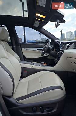Внедорожник / Кроссовер Infiniti QX50 2019 в 