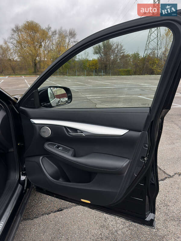 Внедорожник / Кроссовер Infiniti QX50 2018 в Киеве