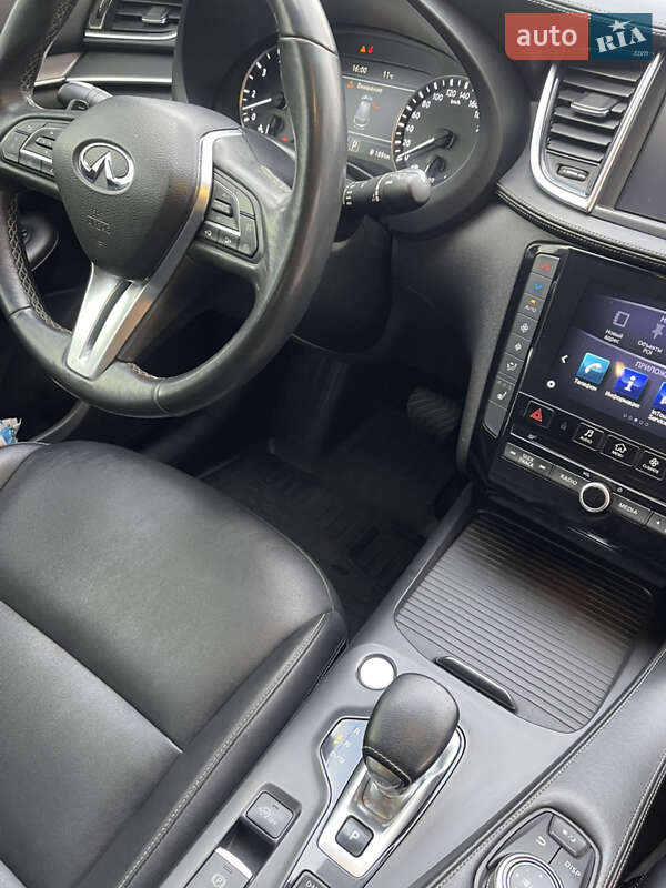 Внедорожник / Кроссовер Infiniti QX50 2018 в Ужгороде