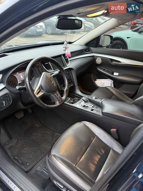 Внедорожник / Кроссовер Infiniti QX50 2018 в Киеве