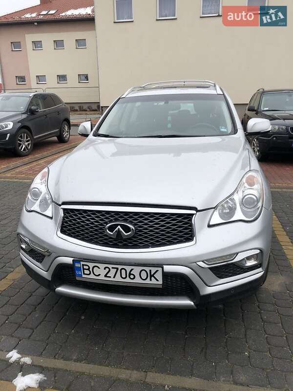 Внедорожник / Кроссовер Infiniti QX50 2016 в Львове