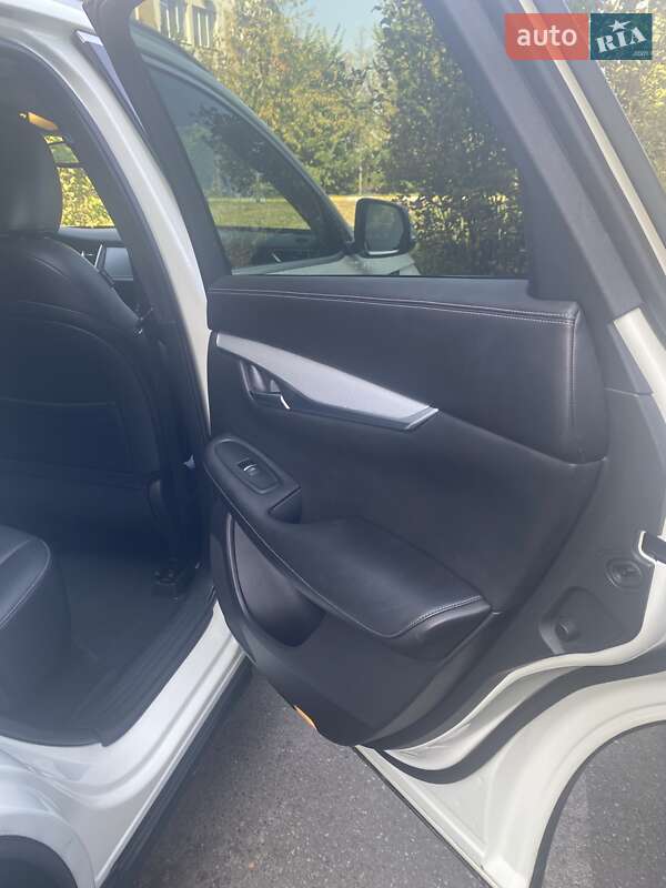 Внедорожник / Кроссовер Infiniti QX50 2018 в Буче фото 12 Внедорожник / Кроссовер Infiniti QX50 2018 в Буче