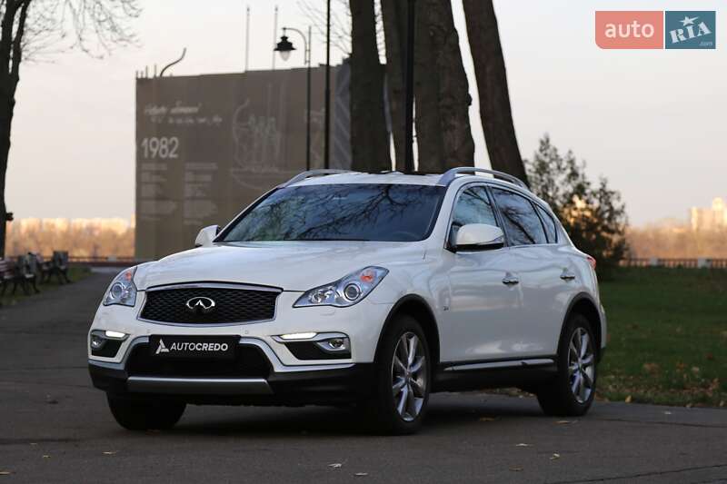 Внедорожник / Кроссовер Infiniti QX50 2017 в Киеве