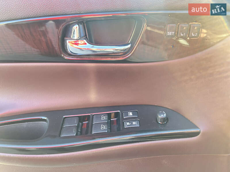 Позашляховик / Кросовер Infiniti QX50 2013 в Рівному