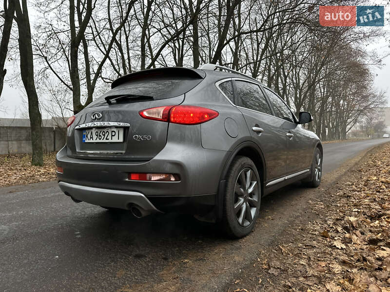 Внедорожник / Кроссовер Infiniti QX50 2017 в Краснограде фото 5 Внедорожник / Кроссовер Infiniti QX50 2017 в Краснограде