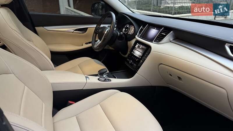 Позашляховик / Кросовер Infiniti QX50 2021 в Києві фото 27 Позашляховик / Кросовер Infiniti QX50 2021 в Києві