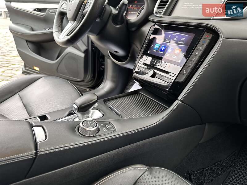 Внедорожник / Кроссовер Infiniti QX50 2019 в Киеве