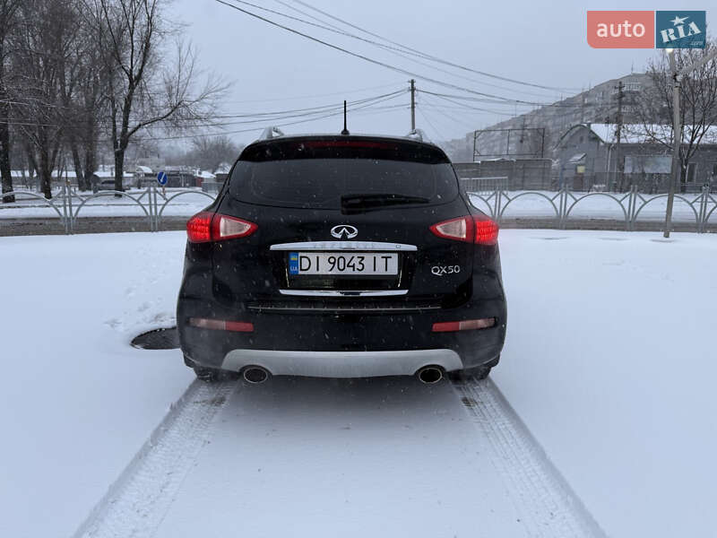 Позашляховик / Кросовер Infiniti QX50 2017 в Дніпрі