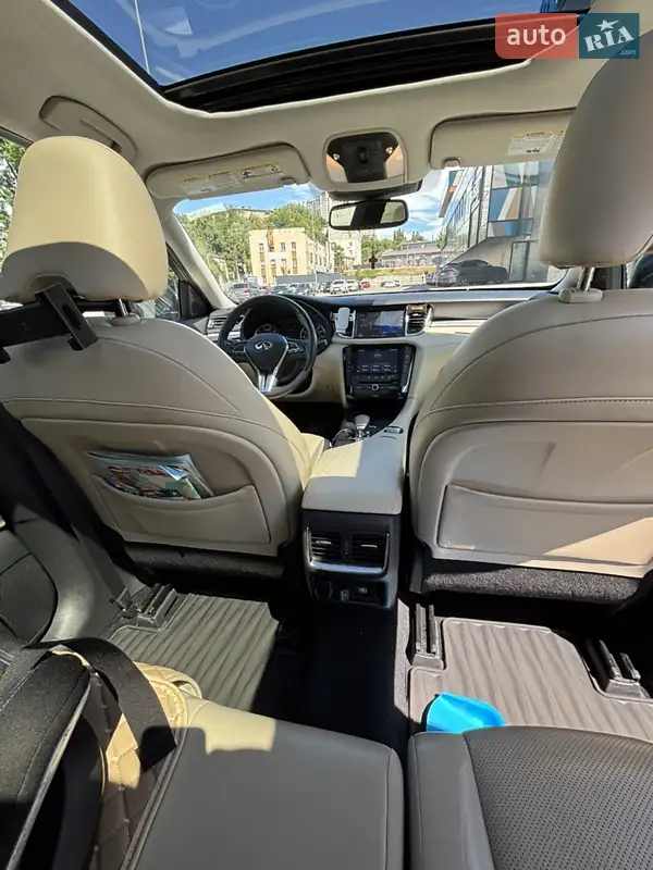 Infiniti QX50 2019 VIN 3PCAJ5M18KF132655 фото оголошення 12 з 54
