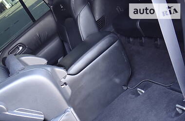 Позашляховик / Кросовер Infiniti QX56 2012 в 