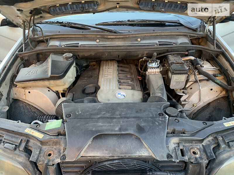 Позашляховик / Кросовер Infiniti QX56 2004 в Львові