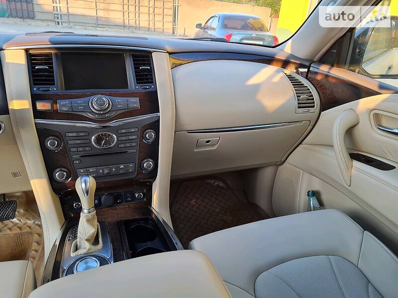 Позашляховик / Кросовер Infiniti QX56 2012 в Одесі