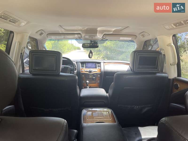 Внедорожник / Кроссовер Infiniti QX56 2011 в Запорожье