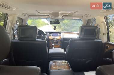 Внедорожник / Кроссовер Infiniti QX56 2011 в 