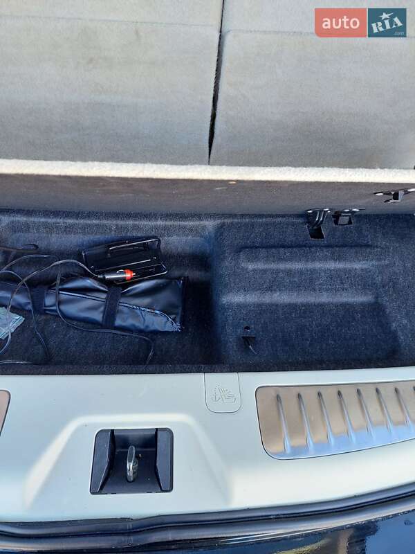 Внедорожник / Кроссовер Infiniti QX56 2011 в Житомире