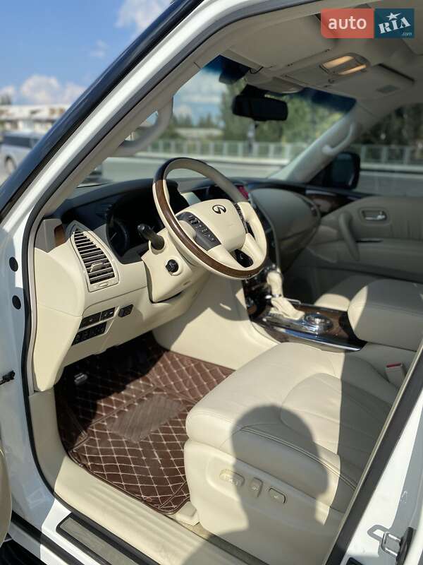 Внедорожник / Кроссовер Infiniti QX56 2012 в Киеве