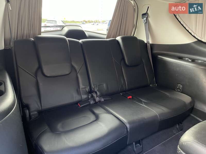 Внедорожник / Кроссовер Infiniti QX56 2010 в Львове