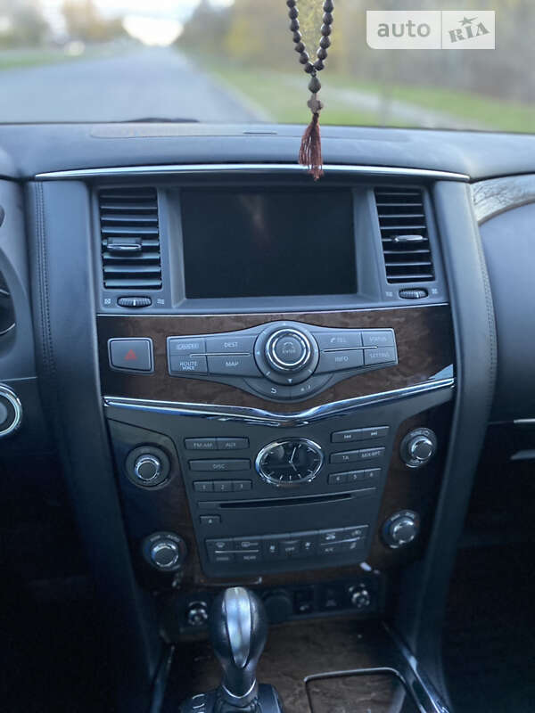 Внедорожник / Кроссовер Infiniti QX56 2011 в Запорожье