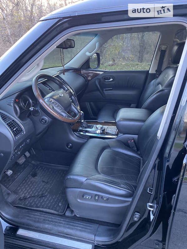 Внедорожник / Кроссовер Infiniti QX56 2011 в Запорожье