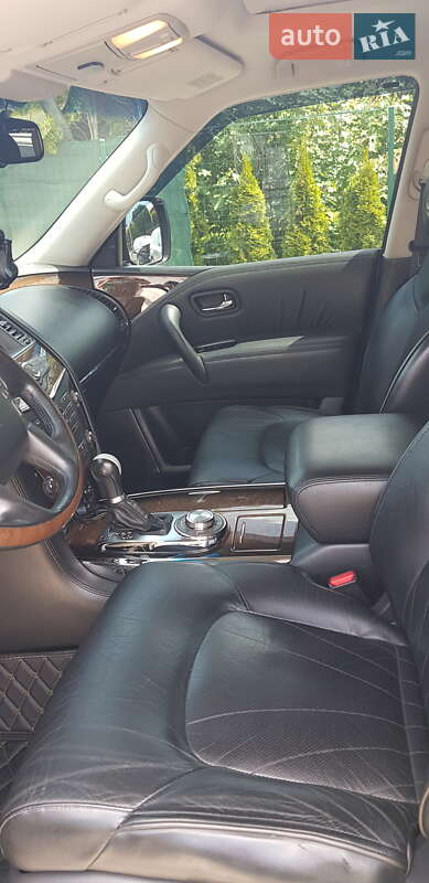 Внедорожник / Кроссовер Infiniti QX56 2011 в Ирпене фото 18 Внедорожник / Кроссовер Infiniti QX56 2011 в Ирпене