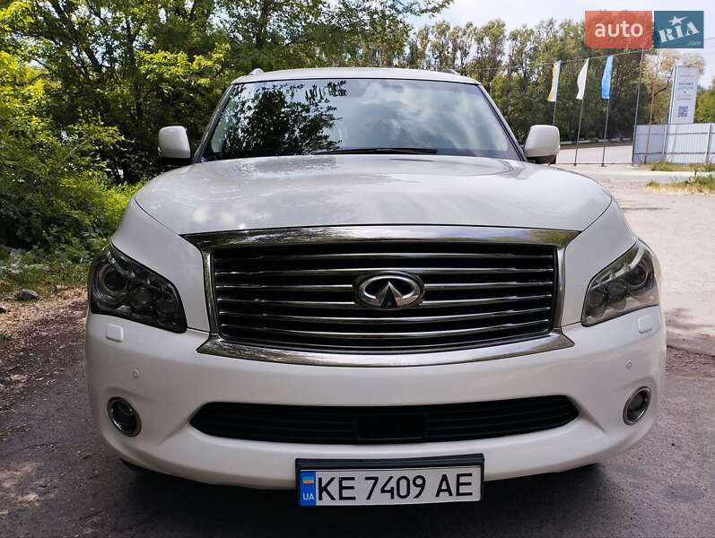 Позашляховик / Кросовер Infiniti QX56 2011 в Кам'янському