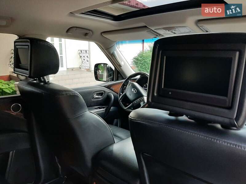 Внедорожник / Кроссовер Infiniti QX56 2011 в Черновцах