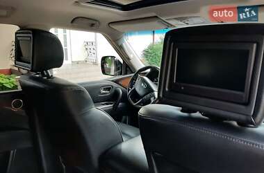 Внедорожник / Кроссовер Infiniti QX56 2011 в 
