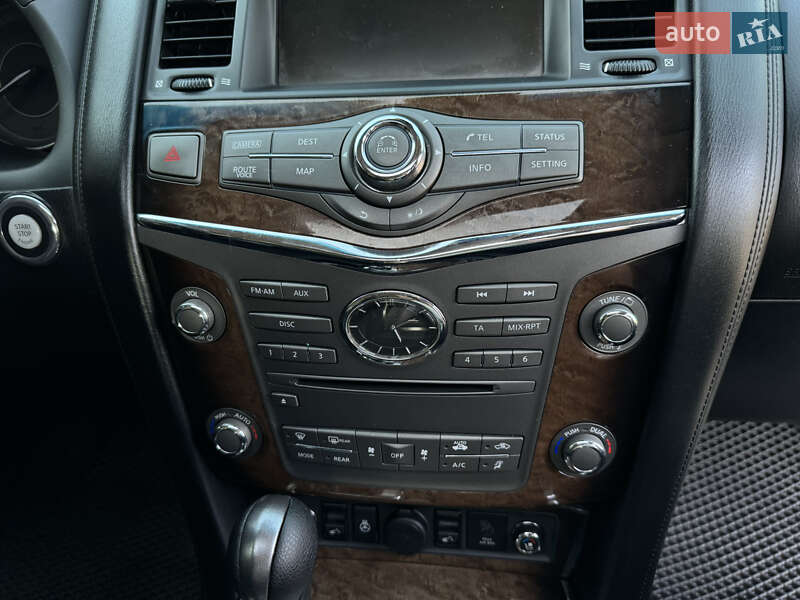 Внедорожник / Кроссовер Infiniti QX56 2010 в Чернигове