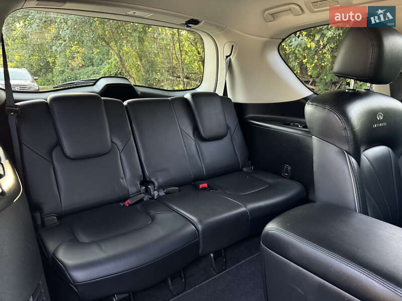 Внедорожник / Кроссовер Infiniti QX56 2010 в Чернигове