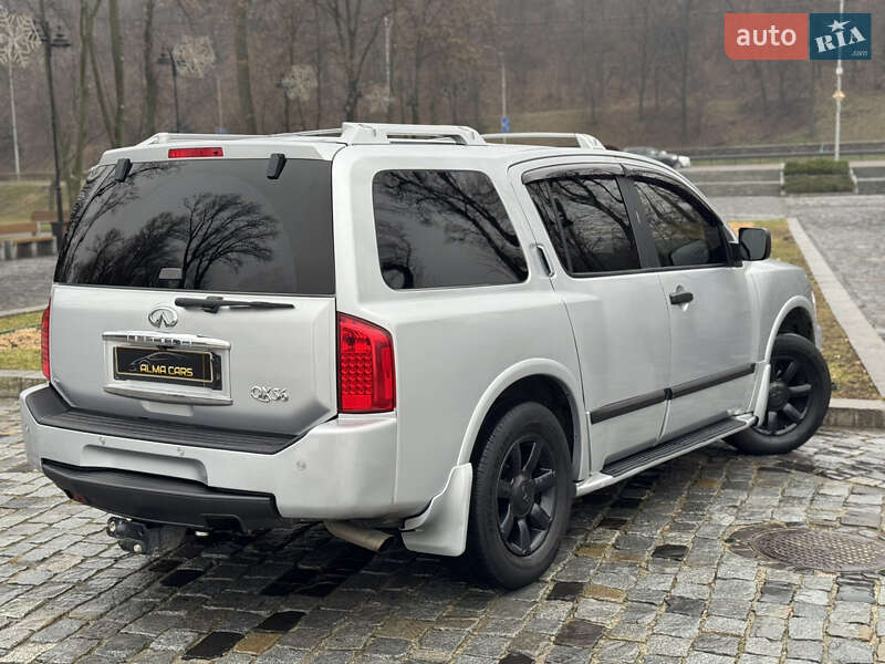 Позашляховик / Кросовер Infiniti QX56 2005 в Києві